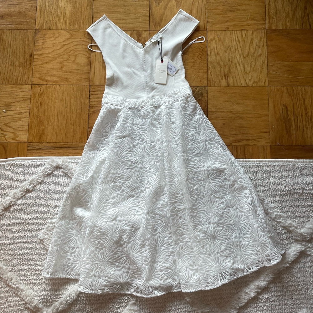 Ted Baker - NWT ANNIKAA Knit Bodice Dress
